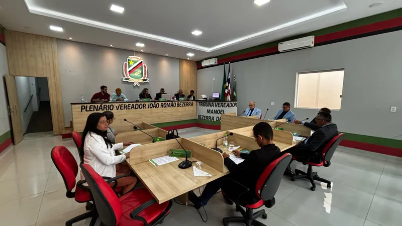 Foto 3 – Câmara Municipal de Esperantinópolis Aprova Projetos e Requerimentos em Sessão Ordinária