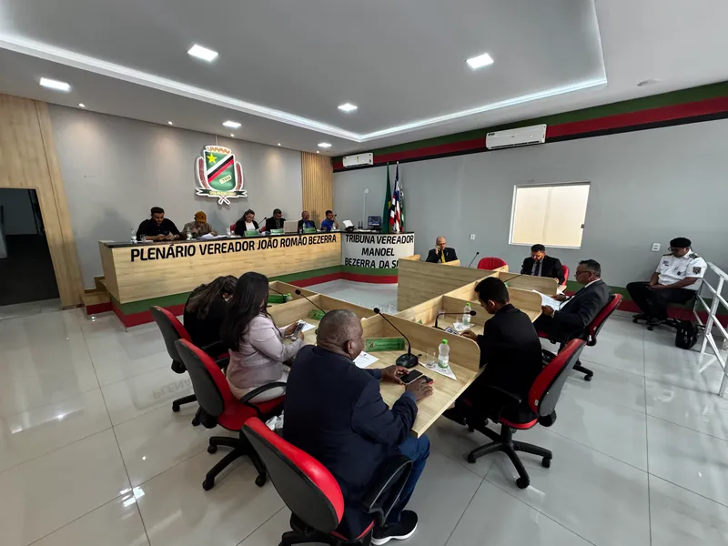 Foto 1 – Câmara Municipal de Esperantinópolis Aprova Projetos e Homenagens em Sessão Ordinária